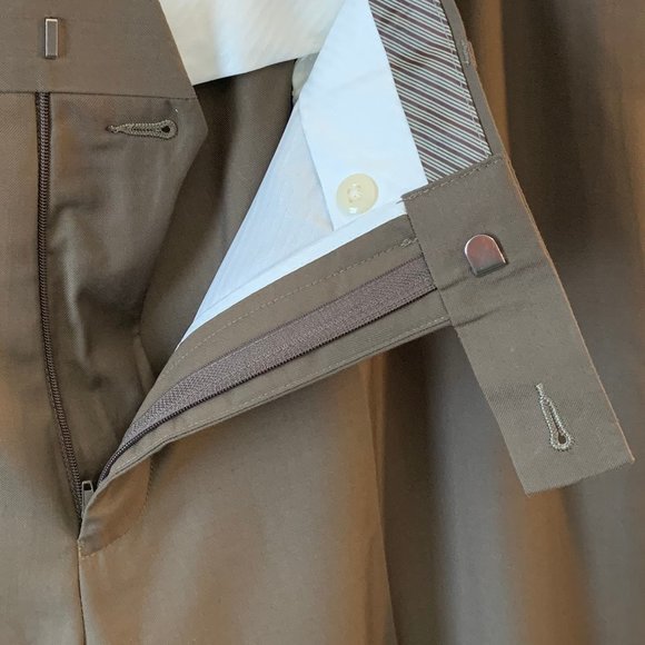 NWT Ralph Lauren Men’s Flat Front No Cuff Dress Pant, Color Tan 42wx30L Washable - Picture 3 of 12